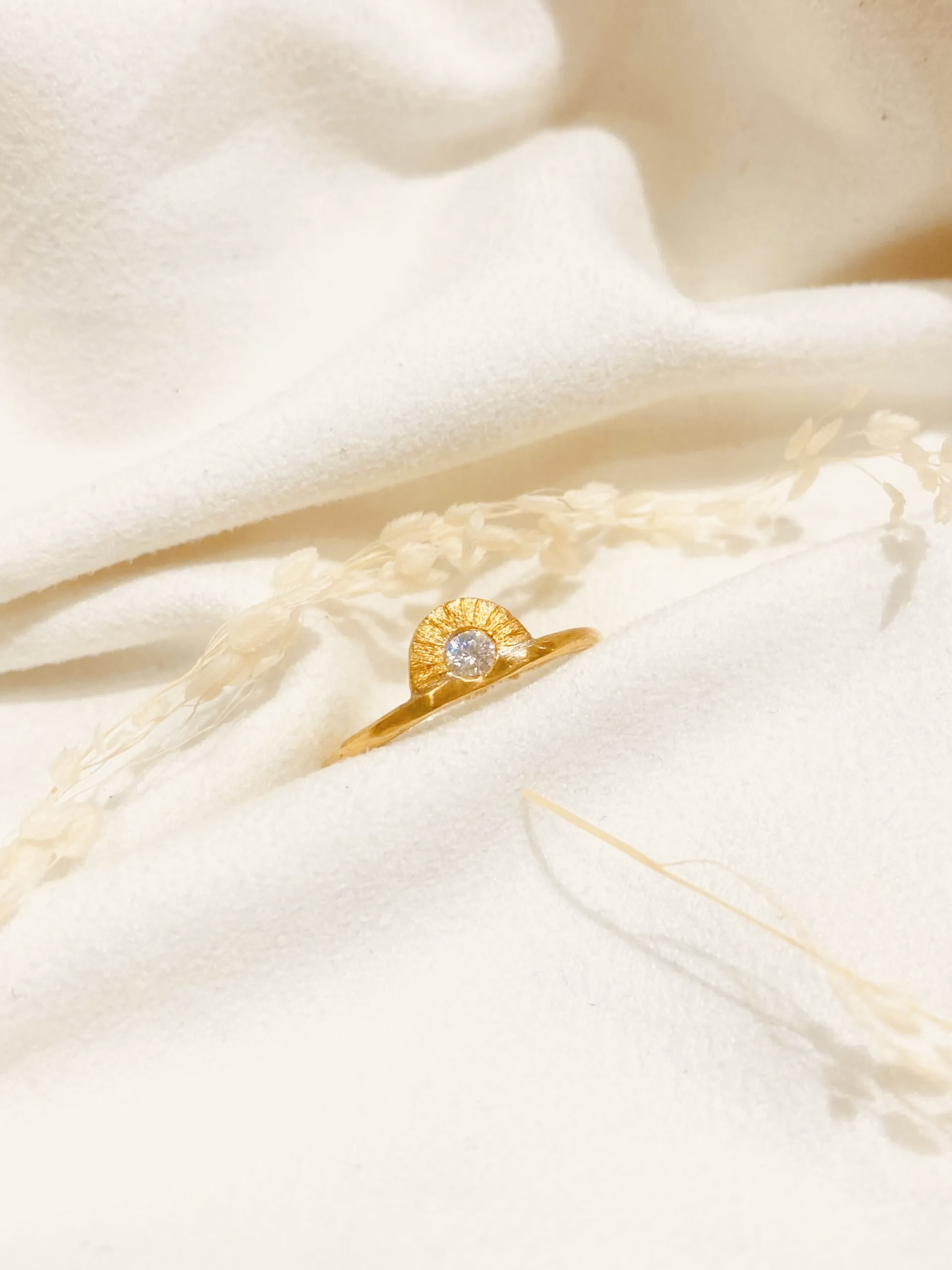 bague texturée soleil diamant